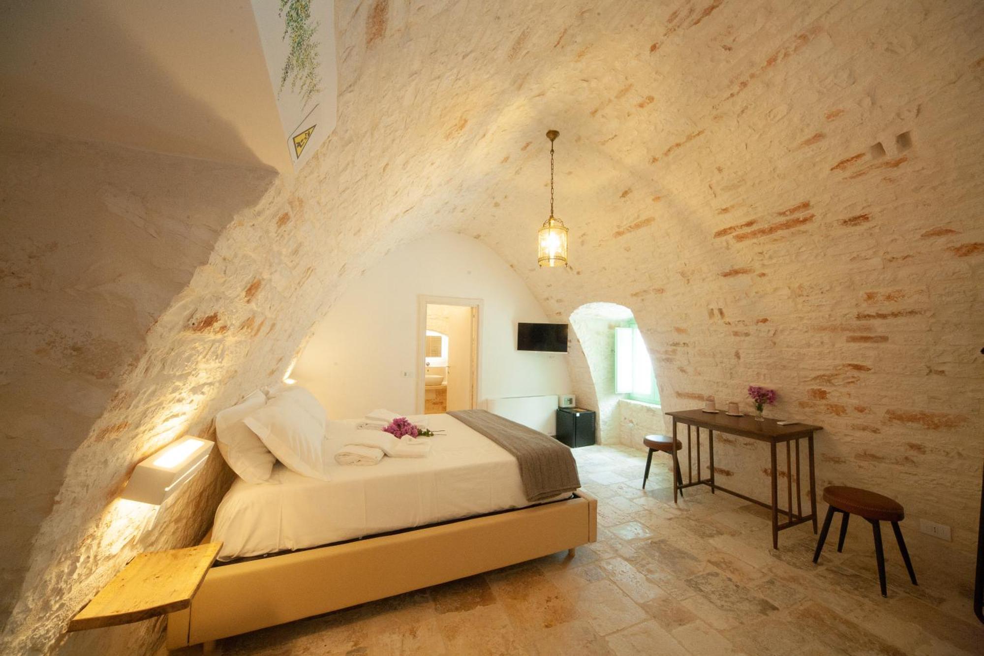 Hotel Bella Itria - Esclusiva Dimora Storica Del Borgo Antico Locorotondo Exterior foto
