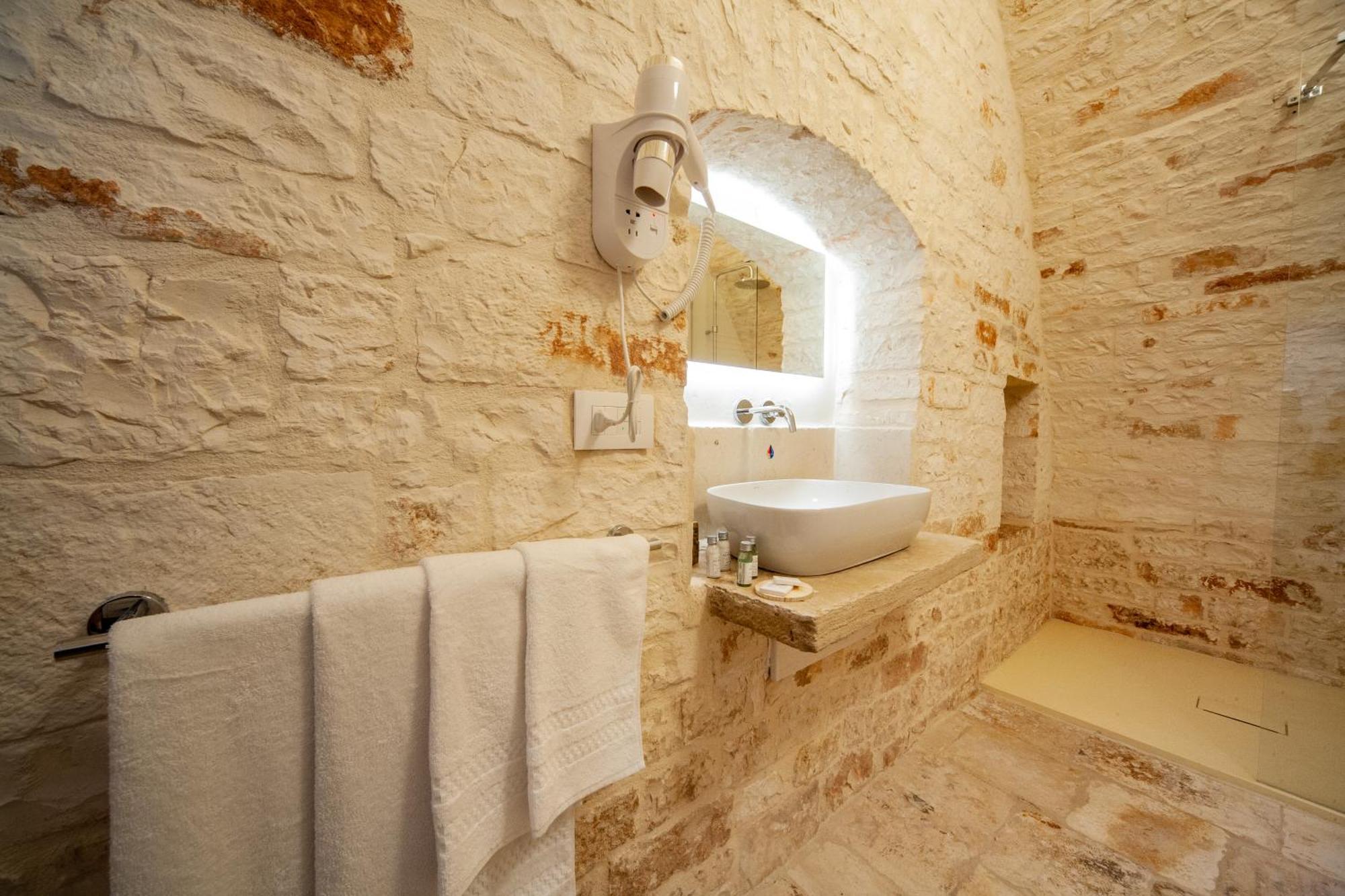 Hotel Bella Itria - Esclusiva Dimora Storica Del Borgo Antico Locorotondo Exterior foto
