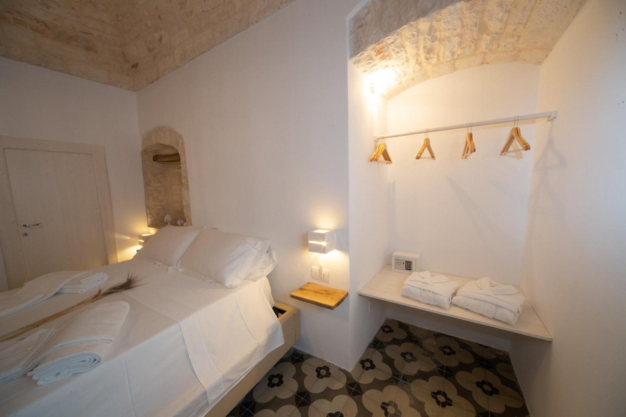 Hotel Bella Itria - Esclusiva Dimora Storica Del Borgo Antico Locorotondo Exterior foto